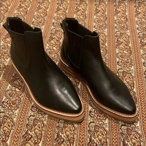 Rolee Black Booties